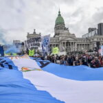 آرژانتین، ۱۲ فوریه، تجمع بزرگ مقابل کنگره: بسیج سراسری کارگران علیه یورش نئولیبرالی به قانون کار