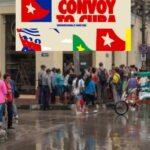 همبستگی جهانی علیه محاصرهٔ کوبا؛ کاروان «نوئسترا آمریکا» در راهِ هاوانا، تونبرگ و کوربین در صف حامیان