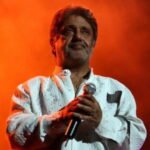 بی‌همگان – حمید فرازنده