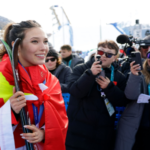 ایلین گو ؛ اسکی‌باز نابغه متولد آمریکا؛ با تغییر تابعیت به چین ؛ نماینده نسل جدید است؛ نمایش مضحک اتلتیکو مادرید با شکست  عجیب ؛ یک نیمه برای ۴ گل آرسنال کافی بود